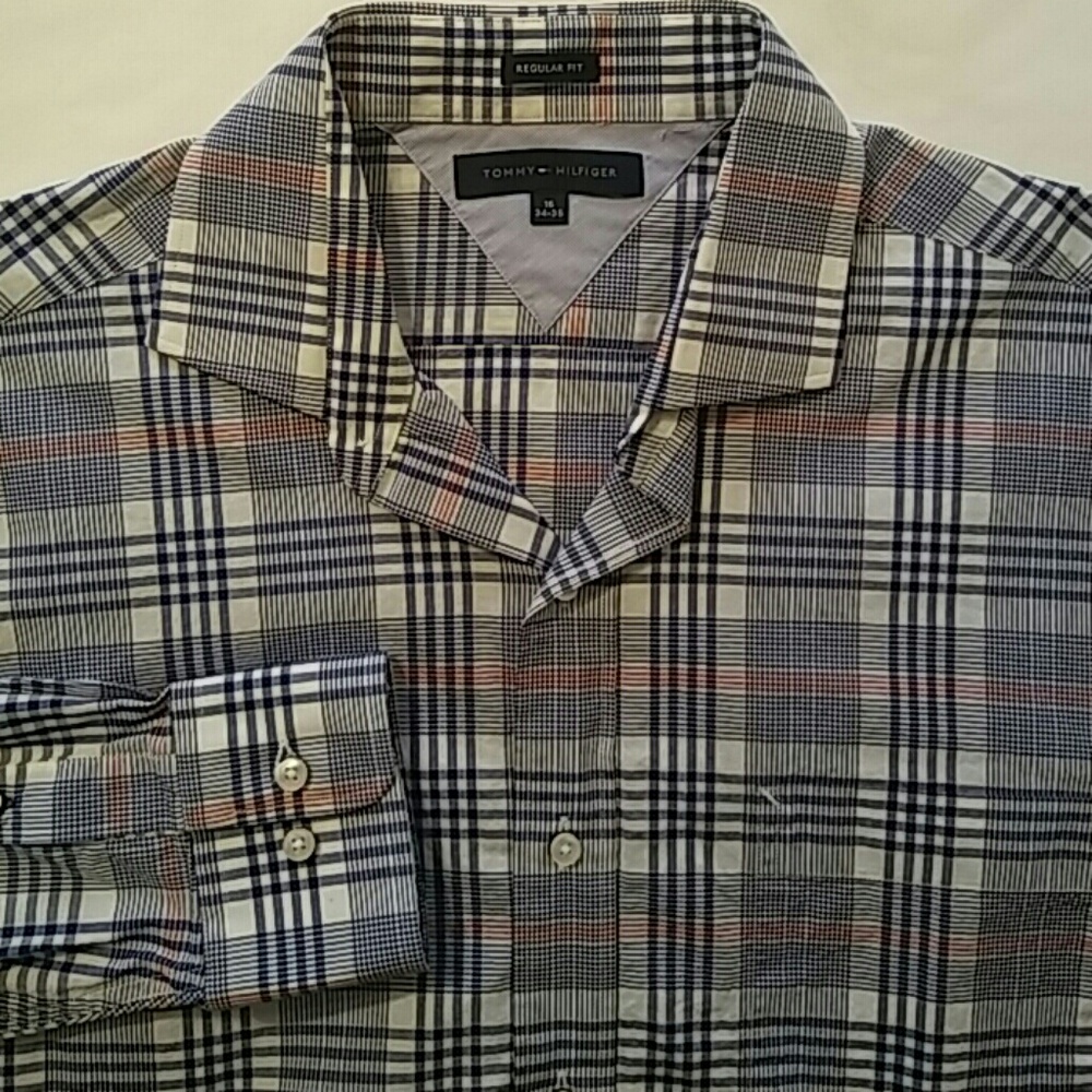 Tommy Hilfiger Men NWOT 16-34/35 Button Down Shirt